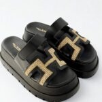 BLACK RAFFIA PLATFORMS