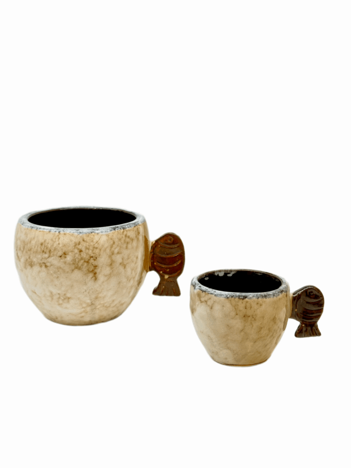 CERAMIC MUG WITH FISH HANDLE – BEIGE - Image 1
