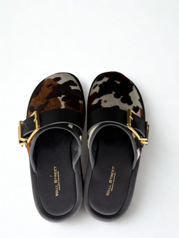 COW PRINT CLOGS - Image 3