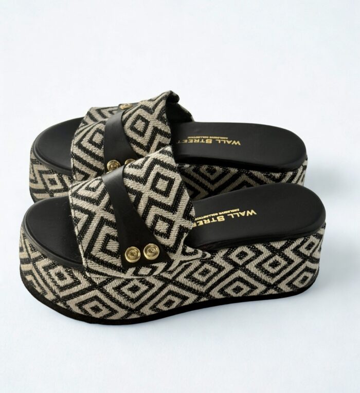 GEOMETRIC FLATFORMS - Image 3