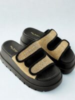 BLACK DOUBLE-STRAP PLATFORMS