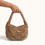 BEIGE KNITTED BAG